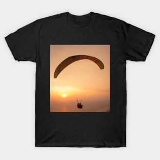 Panorama tandem paragliding T-Shirt